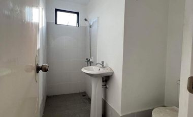 Townhouse corner For Sale in Biñan Laguna