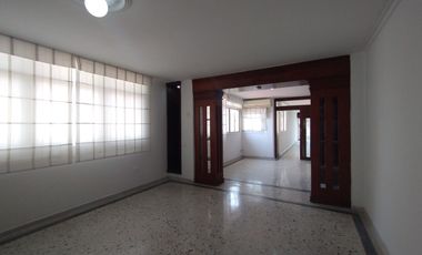 Apartamento en arriendo en Alto Prado.
