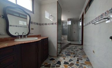 Apartamento en arriendo en Alto Prado.