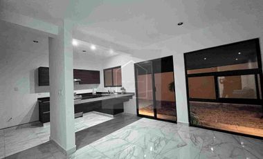 Casa en venta Cancún 4 recamaras