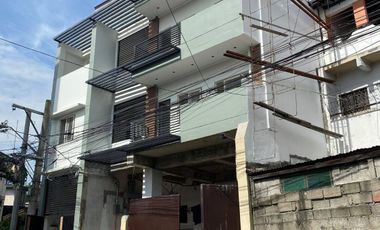 3 Storey Apartment in Brgy Bago Bantay, Pag Asa, Quezon City. Near SM North