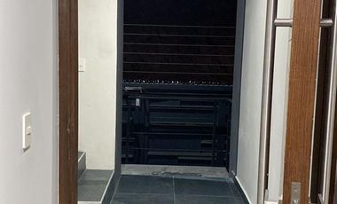 Bonito departamento amueblado de tres recámaras frente al ITESO