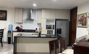 Bonito departamento amueblado de tres recámaras frente al ITESO