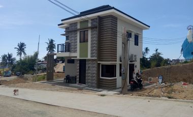 Pre-Selling/On-Going Construction 2 Storey 4 Bedrooms Single Detached House and Lot in Minglanilla, Cebu