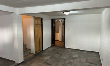 Se Renta Casa en Calzada La Viga , Alcaldía Iztacalco