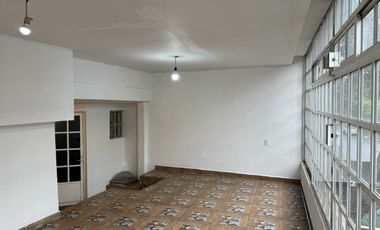 Se Renta Casa en Calzada La Viga , Alcaldía Iztacalco