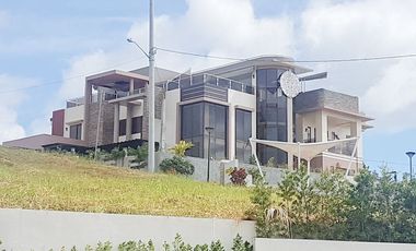 The Peak at Havila | Eight Bedroom 8BR House and Lot For Sale - #4064