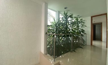 CASA EN RENTA EN FRACCIONAMIENTO LOMAS DE COCOYOC MORELOS