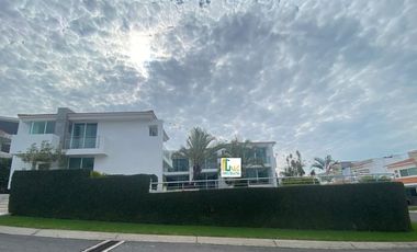 CASA EN RENTA EN FRACCIONAMIENTO LOMAS DE COCOYOC MORELOS