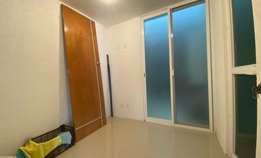 CASA EN RENTA EN FRACCIONAMIENTO LOMAS DE COCOYOC MORELOS