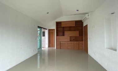 CASA EN RENTA EN FRACCIONAMIENTO LOMAS DE COCOYOC MORELOS