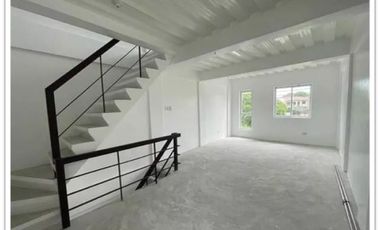 The 3-Storey Townhomes with Parking for Sale in Istana Villas