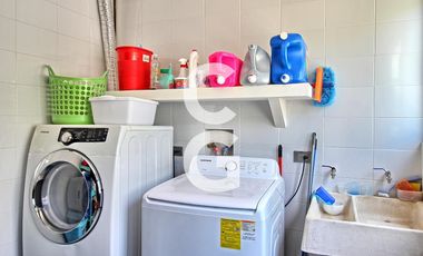 Casa en Venta en Cancún en Residencial Lagos del Sol con Terraza y Alberca