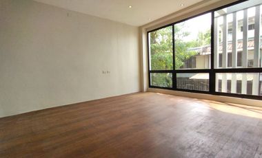 G. Araneta Ave Townhomes, Santol QC, 130 sqm FA, 3 bedroom, Bare, 1 parking for rent