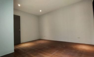 G. Araneta Ave Townhomes, Santol QC, 130 sqm FA, 3 bedroom, Bare, 1 parking for rent