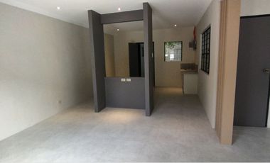 G. Araneta Ave Townhomes, Santol QC, 130 sqm FA, 3 bedroom, Bare, 1 parking for rent