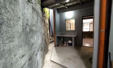G. Araneta Ave Townhomes, Santol QC, 130 sqm FA, 3 bedroom, Bare, 1 parking for rent