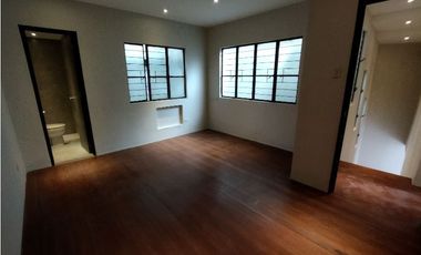 G. Araneta Ave Townhomes, Santol QC, 130 sqm FA, 3 bedroom, Bare, 1 parking for rent