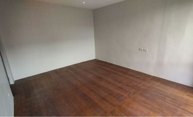 G. Araneta Ave Townhomes, Santol QC, 130 sqm FA, 3 bedroom, Bare, 1 parking for rent