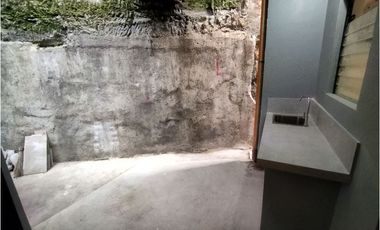 G. Araneta Ave Townhomes, Santol QC, 130 sqm FA, 3 bedroom, Bare, 1 parking for rent
