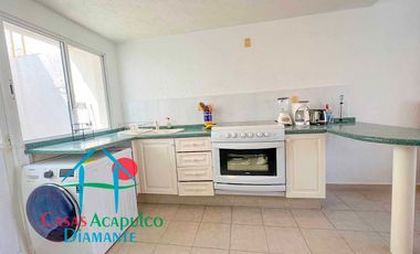 Condominio con club de playa. Terraza con salida a alberca del clúster