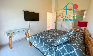 Condominio con club de playa. Terraza con salida a alberca del clúster