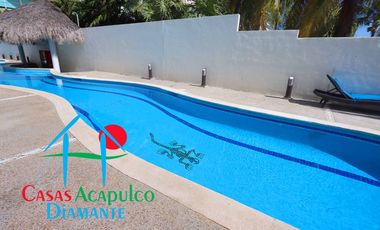 Condominio con club de playa. Terraza con salida a alberca del clúster