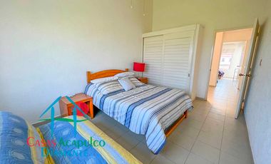 Condominio con club de playa. Terraza con salida a alberca del clúster