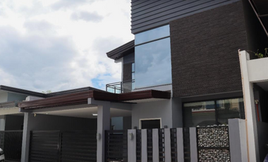 HOUSE WITH FOUR BEDROOMS WITH POOL FOR SALE IN ANGELES CITY