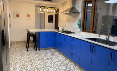 VENTA CASA PIEDRA ROJA