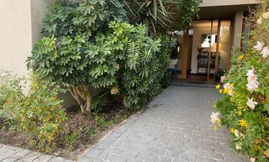 VENTA CASA PIEDRA ROJA