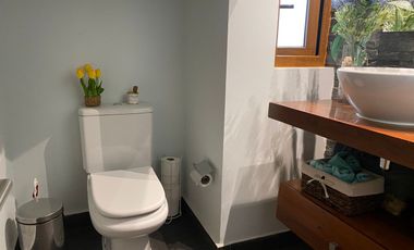 VENTA CASA PIEDRA ROJA