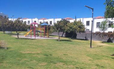 Renta de casa amplia en Arboledas juriquilla Queretaro