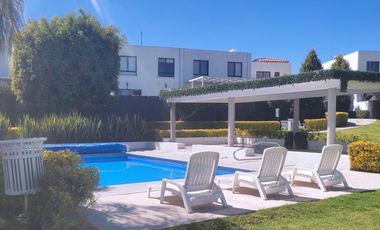 Renta de casa amplia en Arboledas juriquilla Queretaro