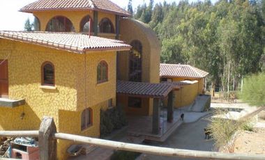 Acogedora propiedad  en gran terreno, fundo El Rincón, Villa Alemana