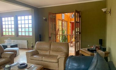 Acogedora propiedad  en gran terreno, fundo El Rincón, Villa Alemana