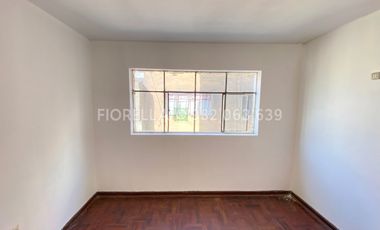 EN VENTA DPTO/ALMACEN 02 DORM + 1 BAÑO NO COCHERA