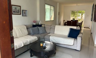 vendo amplia villa en La Delicia