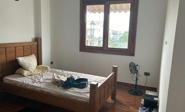 vendo amplia villa en La Delicia