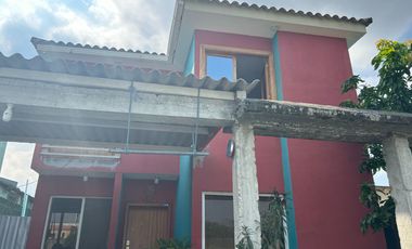vendo amplia villa en La Delicia