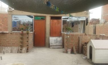 Casa En Venta En La Urbanizacion La Alameda De Huachipa.