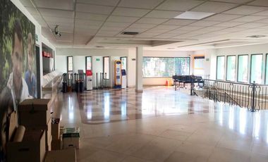 PR17326 Local en arriendo en Poblado