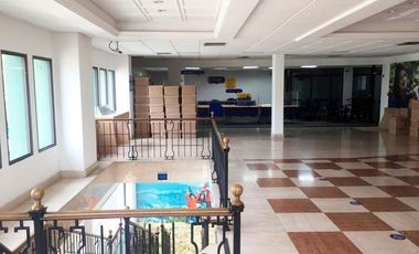 PR17326 Local en arriendo en Poblado