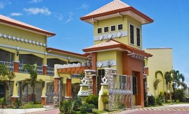 House for rent w/ 3 bedrooms and Car port in Tarlac City