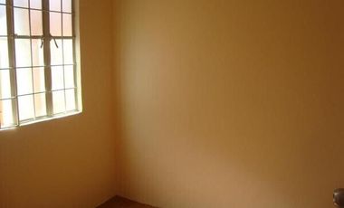 House for rent w/ 3 bedrooms and Car port in Tarlac City