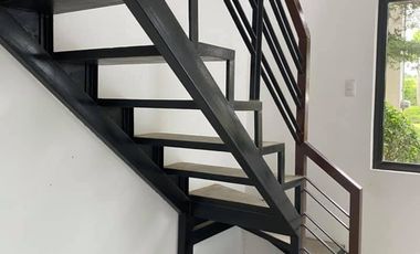 Townhouse near Robinsons Place Dasmariñas - Pre-selling and RFO available. Special Promo Awaits you!