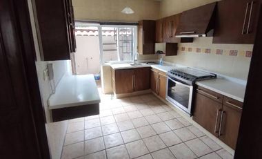VENTA DE CASA EN PASEO DE LAS PALOMAS NO. 129,COL. PASEO DE LAS ALAMEDAS, ATIZAPAN DE ZARAGOZA