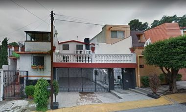 VENTA DE CASA EN PASEO DE LAS PALOMAS NO. 129,COL. PASEO DE LAS ALAMEDAS, ATIZAPAN DE ZARAGOZA