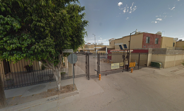 Casa en venta en Col. San Bernardino, Hermosillo, Sonora., ¡Compra directamente con los Bancos!