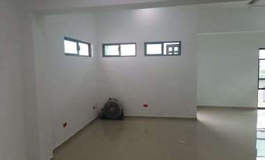 CASA EN VENTA EN APODACA NL ZONA VALLE DE SAN MIGUEL SECTOR II/PRIVADA 3 NIVELES
